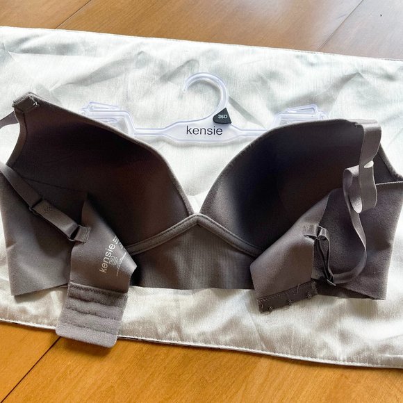 Kensie: NWOT Wireless Padded Bras (x3) - Picture 13 of 13
